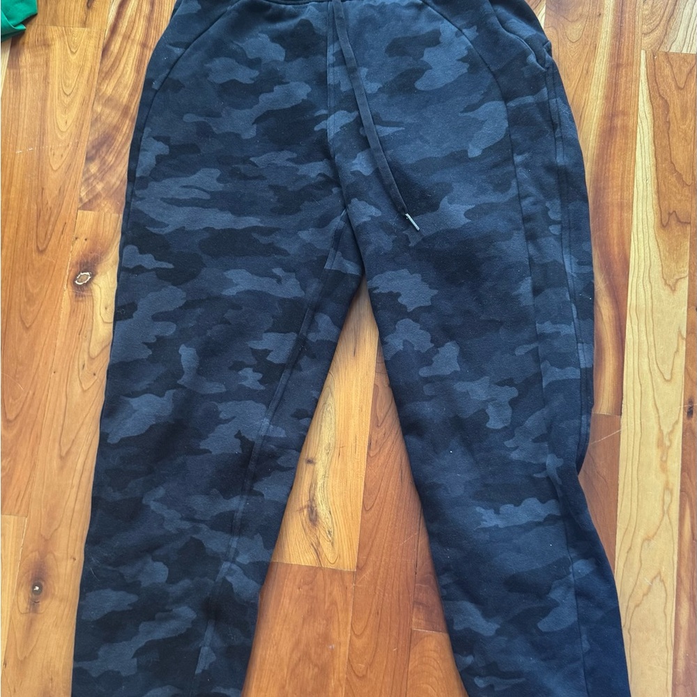 lululemon athletica Black & Charcoal Camo Joggers